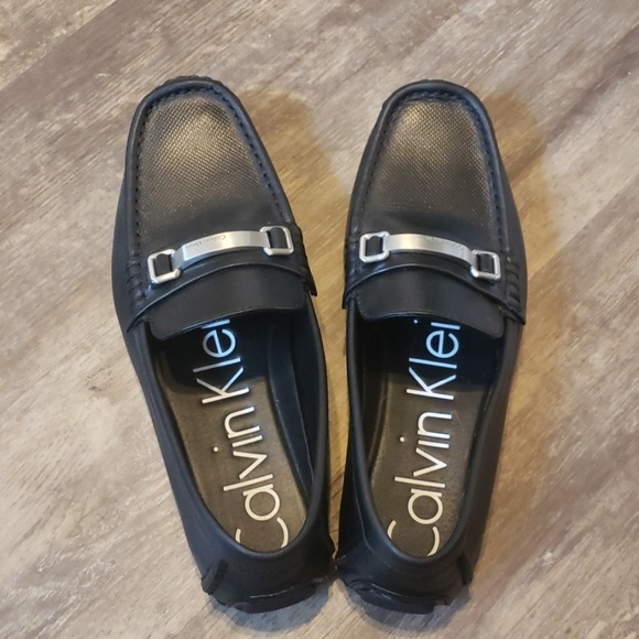 Calvin Klein Other - Barely used men's Calvin Klein black loafers